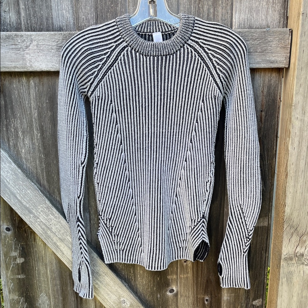 Ivivva Girls Sweater